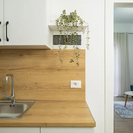 Liv's Апартаменты Дуррес